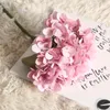 Fleurs décoratives broderie de balle de fleur de fleur décoration décoration en plastique en soie de haute qualité fête artificielle de haute qualité