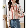 T-shirt pour femmes Spring Stripe Stripe Fashion Mariffon Fashion Fashion Casual Full Matching Bouton à manches longues
