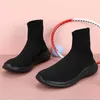 Casual Schuhe Super Leichtgewicht Frühlings-Autumn Mann Red braune Stiefel für Männer Luxus-Sneaker Sport Badskets Boty Boty