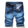 Arrivées Jeans courts denim pour hommes minces pantalons d'été de mode décontractée pantalon de mode tous les jours 240506