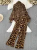 Autumn Elegant Women 2 pezzi Set leopardo camicie a maniche lunghe a maniche lunghe Casual Outfit Sude vintage Fashion Vintage 240424