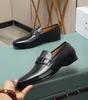 24SS Brand Men klädskor platt casual sko högkvalitativa affärskontor Oxfords äkta läderdesigners metall spänne mocka lata loafers size38-44