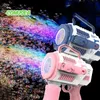 Toys Gun Automatic Bubble Gun 12 trous avec grand sac à dos Summer Souffing Bubble Bubble Party pour les enfants T240506