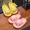 Neue Sommer süße Cartoon Kätzchen Kinder Pantoffeln nicht rutschlite weiche Gleitsandalen für Jungen Mädchen Haus Flip Flops Kinder Schuhe