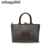 Venetabotegs à la main Venetaboteg Handbag Cowhide Arco 2024 sac à la mode en cuir authentique