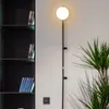 Lampe murale LED de chambre nordique avec commutateur salon simple et moderne Plug de cordon de câblage gratuit El Modélisation