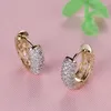 Pendientes de aro Fashion Exquisito Control con incrustaciones de oro blanco para mujeres Joyas de arete Huggie Huggie de cobre completo Hugwollo