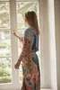 Beach Kimono pour les femmes de maillot de bain imprimé Peocock Cover up Robe enveloppe de selfait en bord de baignade en bord de mer Lavender 2024
