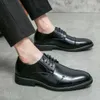 Yeni moda erkekler deri İngiliz tarzı iş ofisi oxford siyah elbise dantelli ayakkabılar ücretsiz gönderim