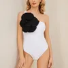 2024 Blume ein Stück Badeanzug Frauen Badebekleidung Monokini BodySuit Weiß Schwimmanzug Badeanzug Badegürtel Strand Trage Sommer 240506