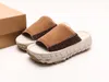 2024 sommar nya tofflor öppen tå flip-flops avslappnad ökning tjock sula slip-on däckbotten sandaler läder mjuk sula