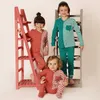 Pajamas AA Vêtements d'enfants Top 2-pièces et pantalon à moitié rayé Pyjamas Childrens Vêtements garçons / filles Vêtements Open Sleeping All Year Roundl2405