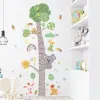 Stickers Cartoon Dierbomen Hoogte Meet Wandstickers voor kinderkamers Babykamer Decoratiemeter Kindergroeikaart Wallpaper Kinderdagverblijf