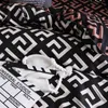Bedding sets Luxury black bedding large single full-size polyester bedding linen down duvet cover set with modern bird plain weave anime pillowcases J240507