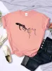 Damen-T-Shirt-Skelett mit dem Katze Spaß gedrucktes T-Shirt Womens Fashion Casual Kurzärmeled Sommer atmungsaktives T-Shirt Cartoon T-Shirtl2405