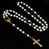 Подвесные ожерелья 6 мм жемчужные колье из бусинки для женщин Католическое религиозное распятие Крест с длинной цепью женские молитвенные украшения
