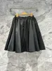 Jupes jupe en nylon noir à taille haute pour les femmes complète 2024 Spring Top Quality Back-Zip Solie-Longing Ball Robe