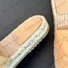 24SS Les pantoufles pour femmes glissent les sandales créatrices de mouton Espadrilles Slides Ladies Twine tressé semelle chaussure de plage extérieur chaussure de loisirs