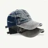 Ball Caps Umyj branża ciężka stary dziura Hip Hop Denim Baseball Cap Men i kobiety Ta sama koreańska wersja Tide Brand T Letter