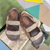 15A Дизайнерские сандалии Slipper Man Women Sandals Высококачественные ползунки хрустальные теленки Кожаная повседневная обувь Стеганая платформа Лето удобное пляжное повседневное размер 35-41