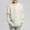 Linette rétro à manches longues à manches longues avec des boutons en bois adaptés aux enfants de printemps de printemps de coton décontracté et de chemises en lin TZ428 240424