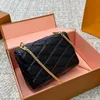 Высококачественные дизайнерские сумки на плечах скручиваемой цепь мешки на плече с подарком с коробкой кожаные квадратные квадратные модные сумки подарки
