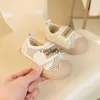 Sneakers 2024 Spring New Baby Shoes Soft Sole 1-3-åriga pojkar och flickor Förskola Walking H240507