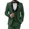 Ternos masculinos bege casual 3 peças Men 2024 Tuxedos do noivo para o conjunto de festas de baile de casamento (calças de colete de jaqueta)