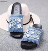 Jeans en cristal de luxe d'été Flip Flops Femmes Big Rinestone Pearl Plateforme Dames Chaussures Tassel Denim Slippers19327313