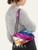 Torby na ramię Cezira Kobiety moda Funky Metalowe kolorowe paski torebki Pu skórzana kwadratowa klapa magnetyczna długa łańcuchowa torba na ciało