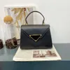 Designer Bag High Quality Messenger Handbags Luxurys Fashion Womens Crossbody Shoulder Letter Handbag Purse Pocket Totes Wallet Bags 2024
