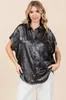 女性のブラウスレディース半袖シャツvネック襟付きボタンダウン夏の光沢のあるトップY2Kカジュアルルーズフィットワークオフィス