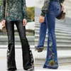 Pantaloni da donna Capris Capris Elastic ricamato jeans svasato femminile Casual Fashi