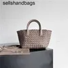 Femmes Totes Bottegvenets Cabat Hands Sac à main grand sac à capcity Woven Cloud Mini Mirror Luxury Femmes Sacs à bandoulière Purple Black Soft Cuir Triant des sacs à bandoulière L