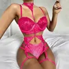 Femme sexy set lingerie sexy et amusante avec boucles de jambe trois points à imprimer du nuage pour femmes ensemblet set trois pièces avec poitrine 240422