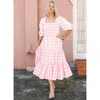 Abiti abbinati in famiglia Famiglia Mom Bambini per bambini Dress Dress Summer Mother Daughter Abiti abbinati Grid Pink Family Look Family Mom and Me Abiti Abiti D240507