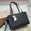 Hoogwaardige Designer Satchel Toes Black Leather Luxury Schoudertassen Designer Dames Tas Zomer onderarm Turnus Cross Body Ladies Causale eenvoudige mode handtassen