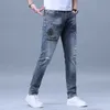 Frühlings-/Sommer 2024 Jeans Herren Trendy Brand gut aussehende lässige, schwere schwere Industrie Diamant gedruckt schlanker Small Feet Hosen