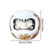 Miniatures 10cm Céramic Daruma Doll Lucky Cat Fortune Ornement Money Box Office Store Hotel Tabletop Craft Home Decoration Business Gifts