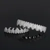 Hiphop Iced Out Zircon Coeur Shape Tooth Corpory Piercing Bijoux Gold Cumbic Zirconia Teeths Grills 8/8 Bottom top Cap Set 240418