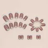 False chiodi 24pcs Pressa francese su unghie corti quadrati falsi chiodi semplici glitter un chiodi falsi per unghie a copertina indossabili strumenti di manicure t240507