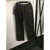 Marke Jeans Frauen Jean Designer Hosen Mode Stereoskopische Blumendekoration Logo Denims Hosen Frau Urlaub Denims Hosen März 06