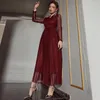 Vêtements ethniques femmes mode décontractée mesh creux out beige blanc robe revers élégante musulman dubai abaya dinde kaftan robe vestidos