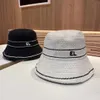 Summer Exquisite Fisherman Hat Designer ALPHABET RACCINAMENTO Design in bianco e nero Cappello da sole Mastichi Outdoor Elegante stile di bellezza Versione Corea Cappello da parto coreano