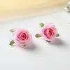 Kwiaty dekoracyjne 40pcs 4 cm Mini Rose sztuczne głowy do wystroju domu dekoracje ślubne ogrodowe Fałszywe akcesoria rzemieślnicze