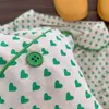 Pyjamas nouveau printemps baby boy boy girl sets green love coeur revit-down collier ouvert top + pantalon nouveau-né.