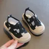 Sapatos infantis para menina primavera desenho animado urso de telas sapatos casuais de fundo macio não deslizamento