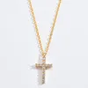 Chaînes Collier pendentif Corss Crystal Simple pour femmes Cadeaux de bijoux de chaîne de clavicule de mode