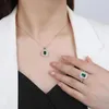Hangersmodellen S925 Pure Silver ketting Dames Sun Lace Set Synthetische Emerald Pendant Kleine en veelzijdige minimalistische mode