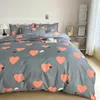 Sängkläder sätter romantiska hjärtuppsättningar söta kärlekshjärtan täcker omslag geometriskt mönster täcke grå reversibelt täcke tvillingkung